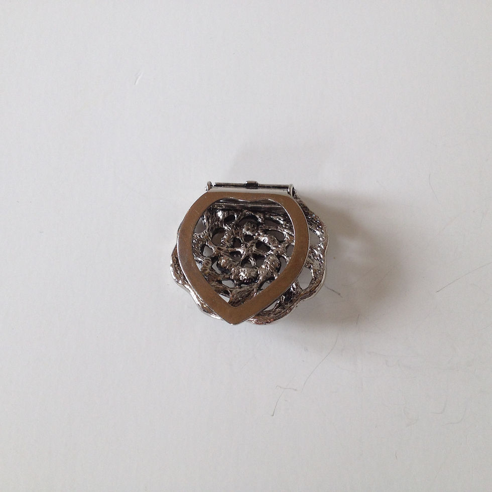 Thumbnail: TTO 238 Catherine Wheel Dress Clip
