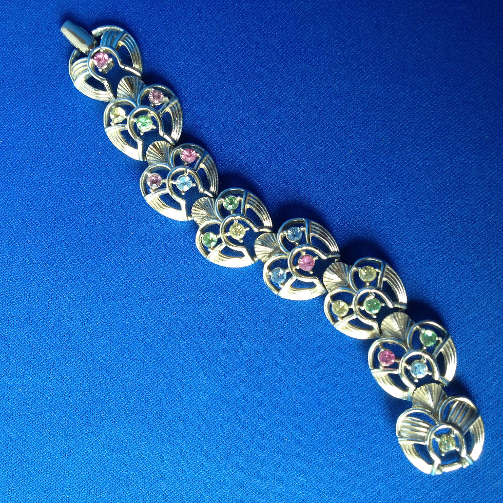 Thumbnail: TTO 0410 1950s Rhinestone Bracelet