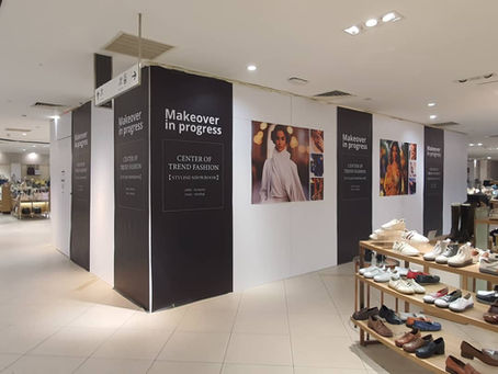 Hoarding (All White), Isetan