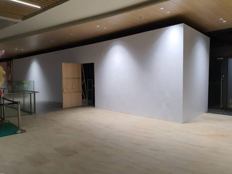 Hoarding (All White), Lalaport BBCC