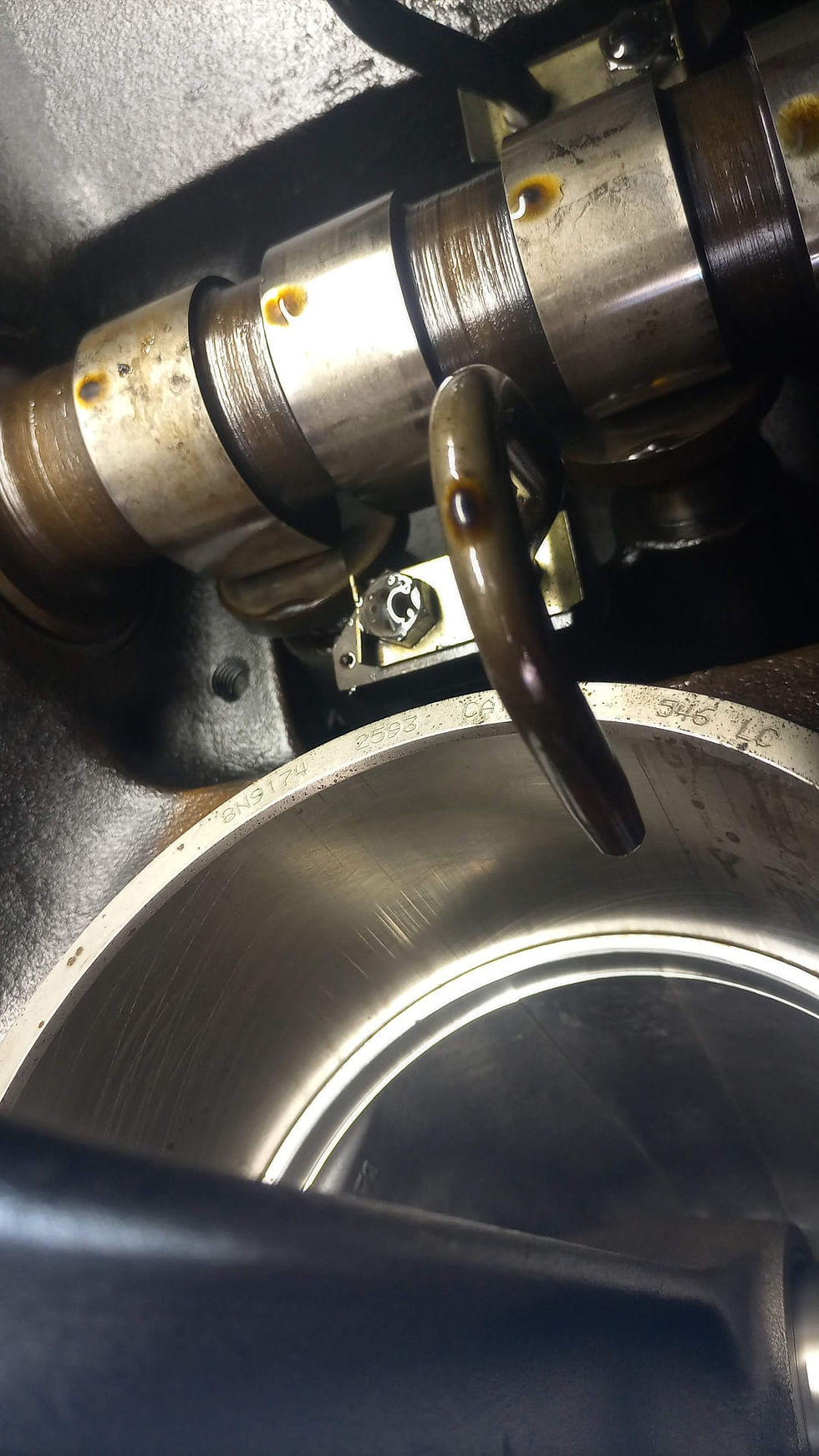 الصورة المصغرة: INCOMPLETE MARINE ENGINE CATERPILLAR D398
