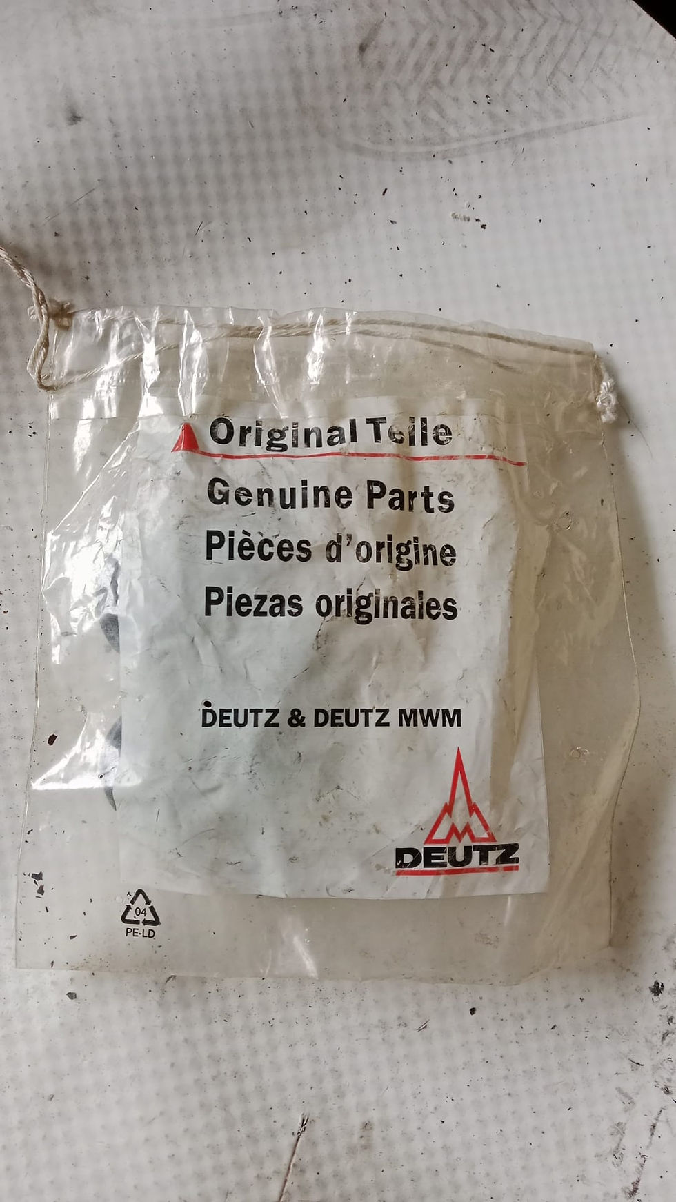 Miniature : SEAL O-RING DEUTZ 8M528. REF. 0116 6081