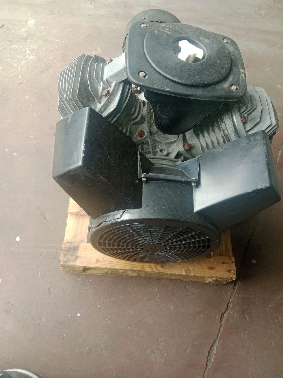 الصورة المصغرة: AIR COMPRESSOR ATLAS COPCO