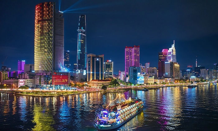 Bạn đừng quên "bỏ túi" những lưu ý trên để có chuyến vi vu thêm phần trọn vẹn nha! Ảnh: Sưu tầm