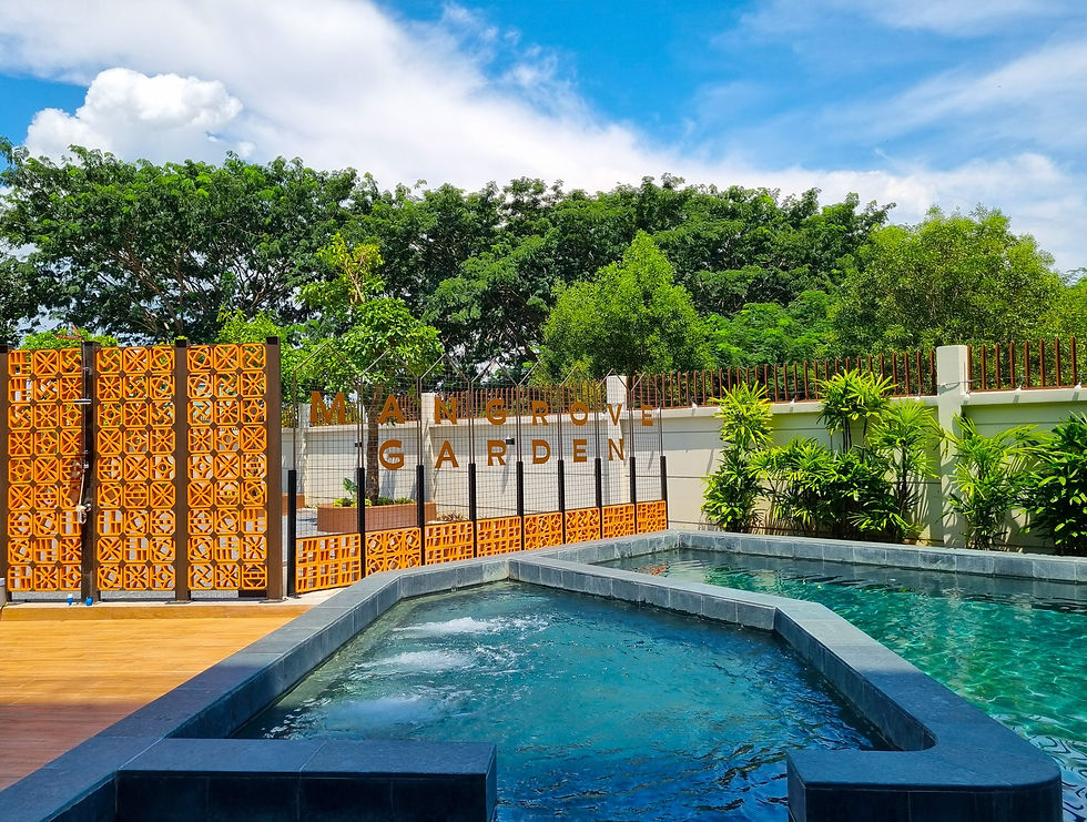 Hồ bơi nước mặn tại The Mangrove Garden giúp bạn tận hưởng những giây phút thư giãn tuyệt đối