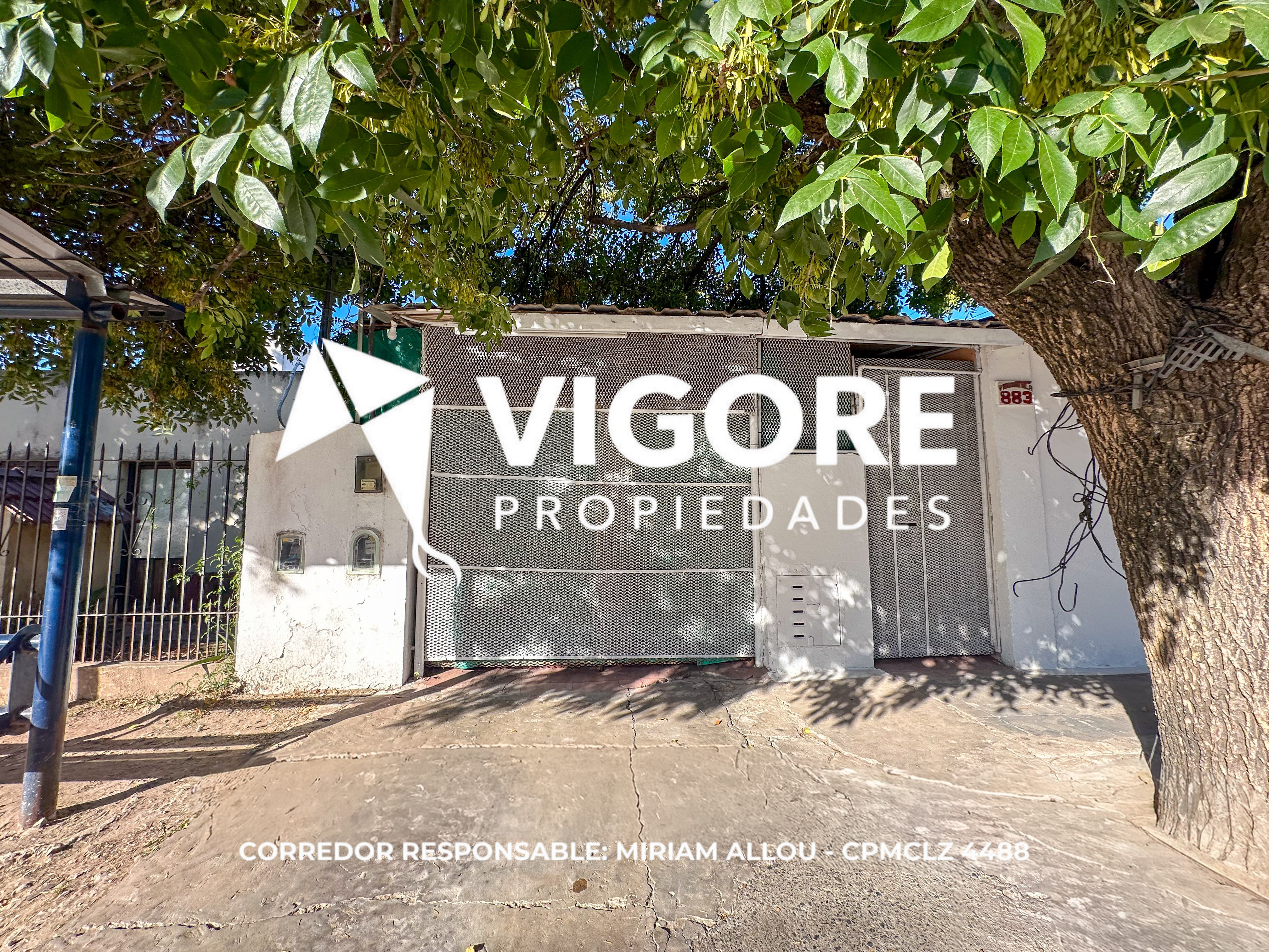 Casa 4 ambientes de 120 m² en venta con cochera en Ezeiza