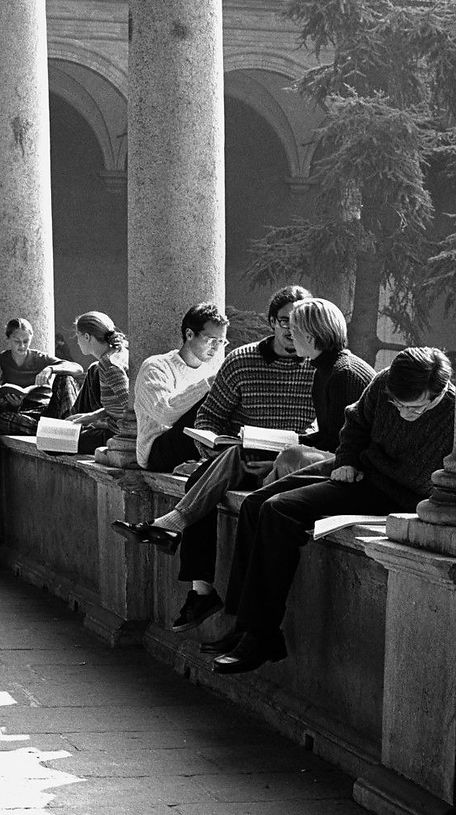 Итали улсын их сургуульд суралцах