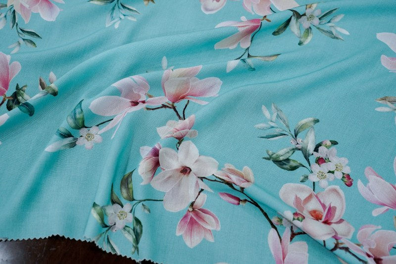 Thumbnail: RAYON CHALLIS INKJET FLORAL - G8993