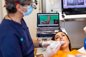 CENTRO ANDRIOLO dentist discusses treatment plan