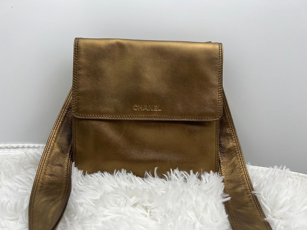 香奈儿珠光金色单肩包