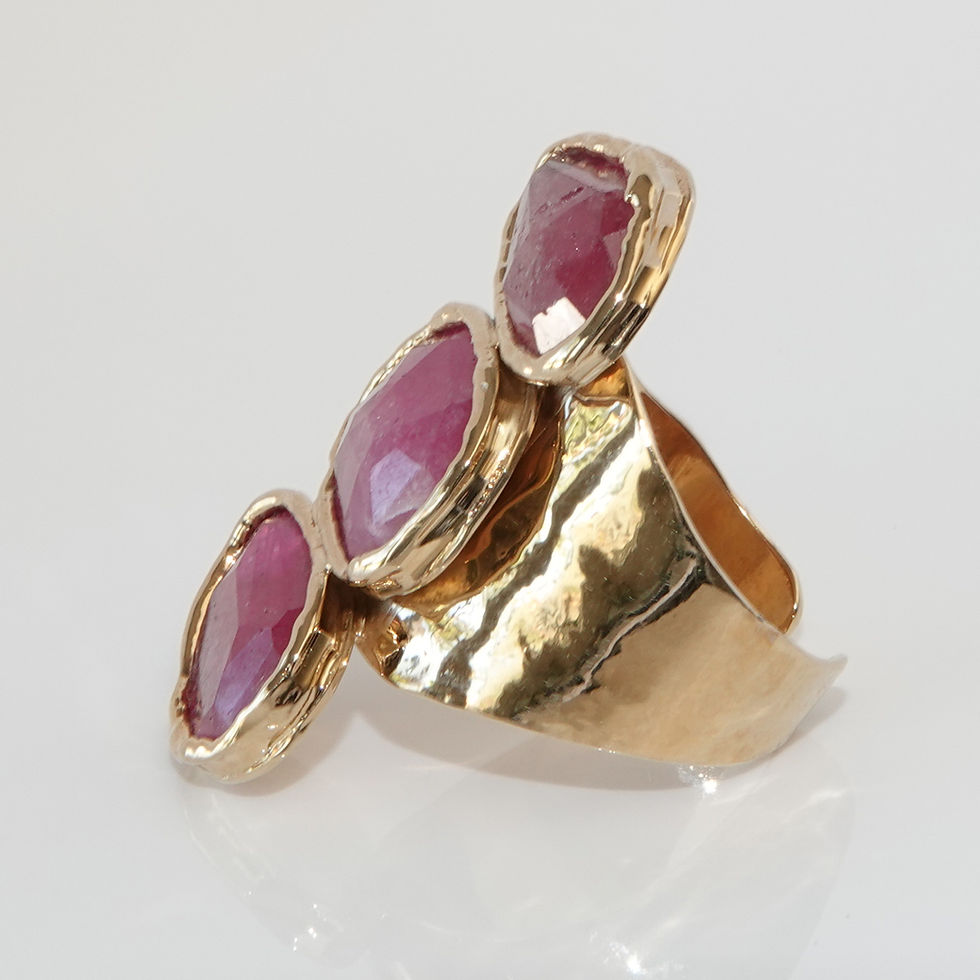 Thumbnail: Pink Sapphire Gold Statement Ring Adjustable