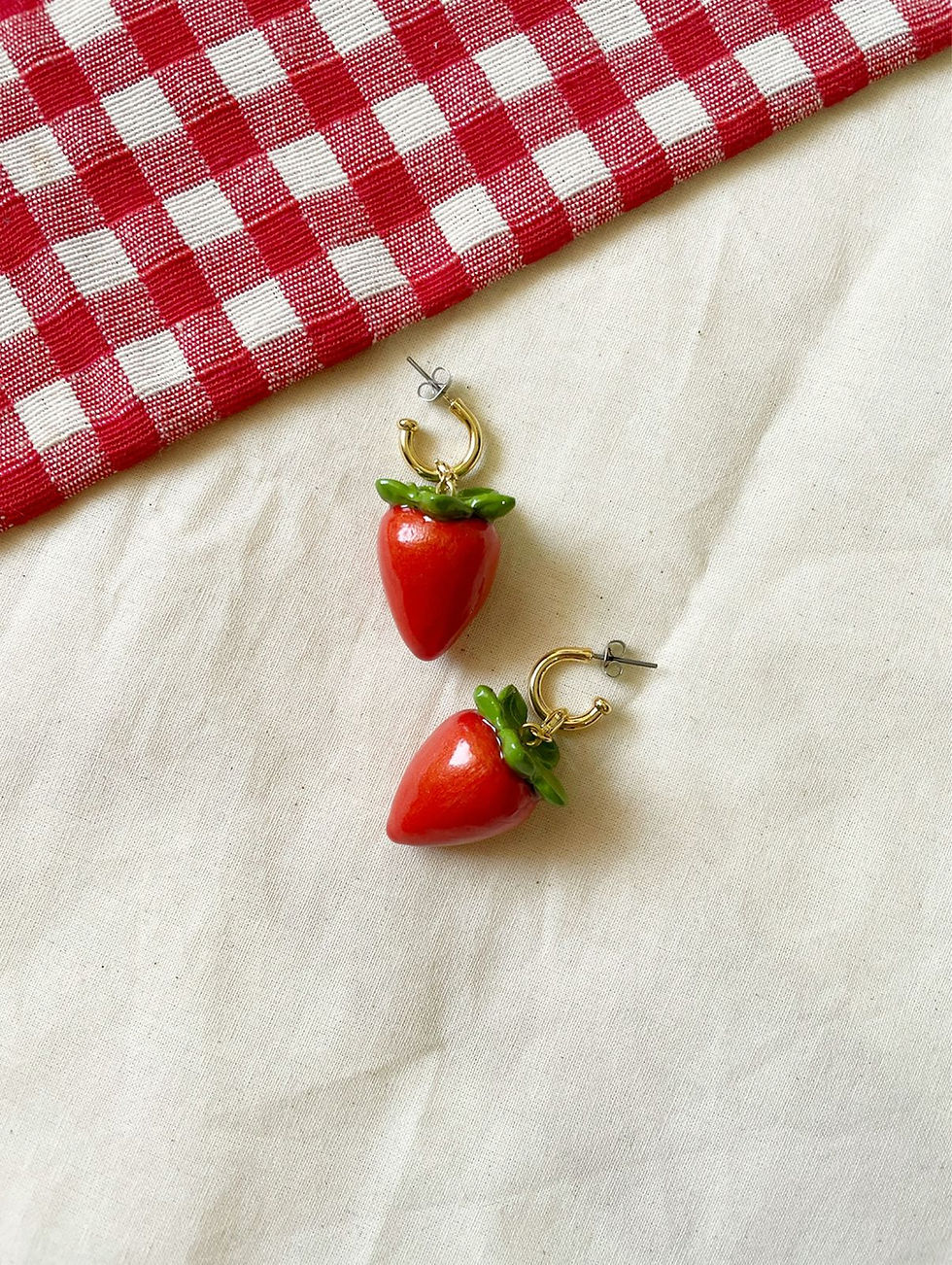 Miniatura: brinco morango do amor