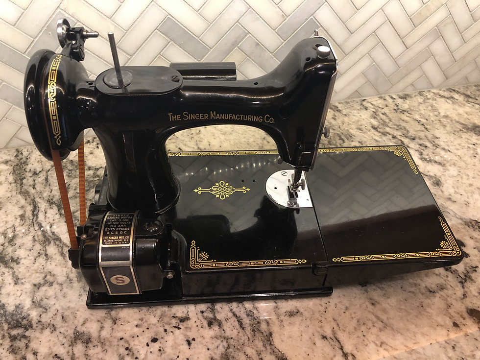 Thumbnail: 1950 Singer 221 Featherweight