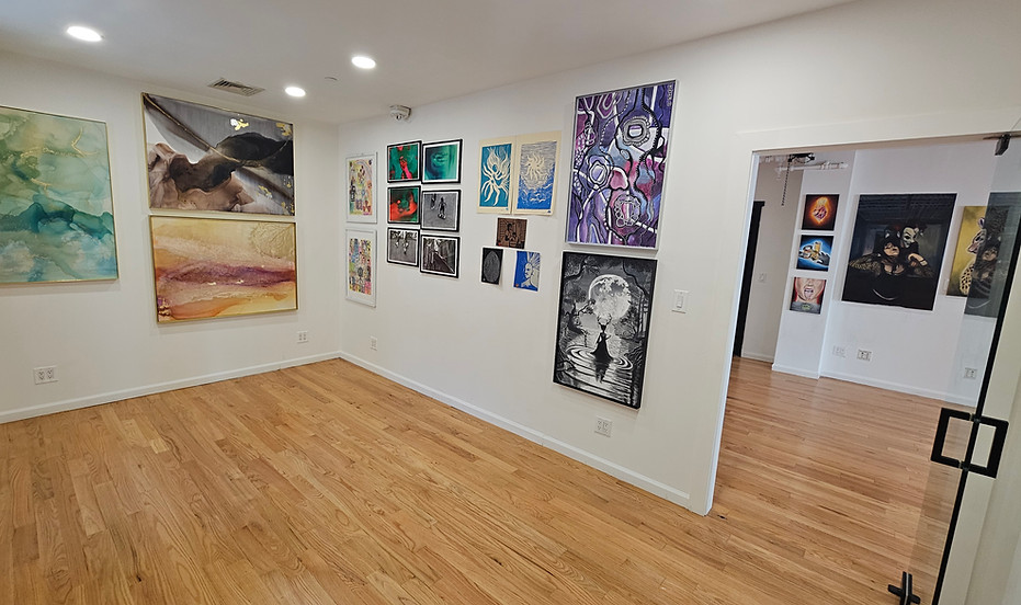 Moonzescope SoHo Art Gallery
