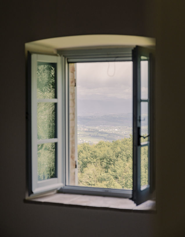 Gli Ulivi, Master Bedroom with en-suite, Poggio Posillipo villa for rent in Umbria, Italy