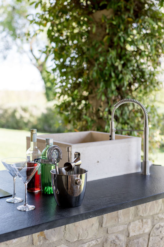 BBQ, Gaucho Grill
& Outdoor Kitchen