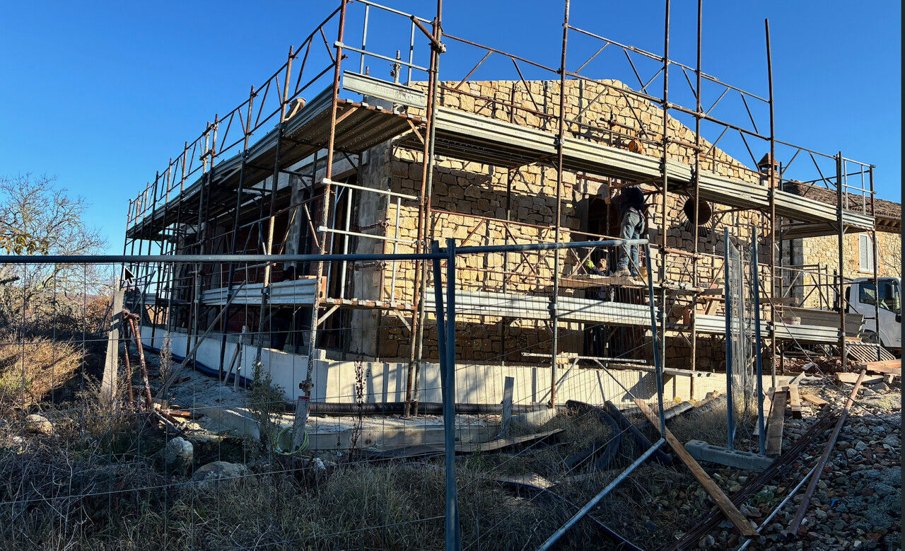 Guest Pavilion under construction at Poggio Posillipo