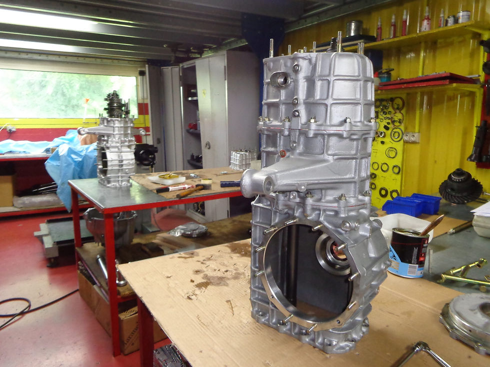 Miniature : Boite de vitesses F40 Origine - Prix sur demande