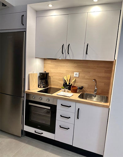 Mar Alegre kitchen view