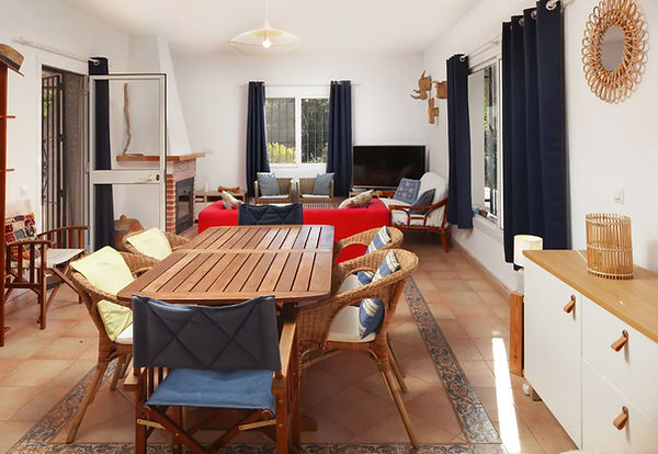 Blick in das gemütliche Wohnzimmer