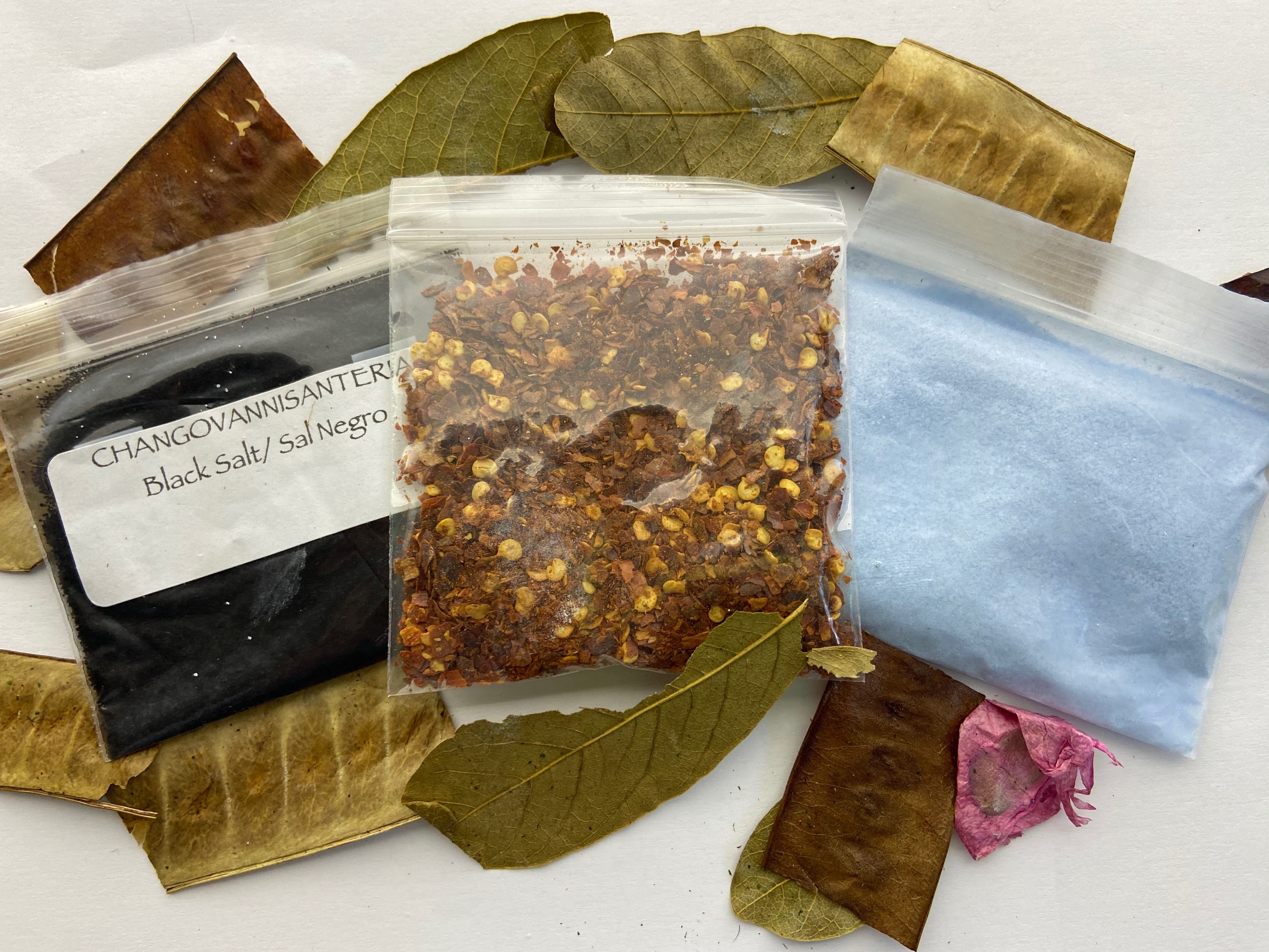 Changovannisanteria Stay Away Destructor Powders Set/Conjunto De Polvos Mantener