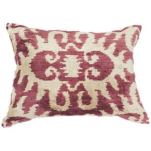Meg Pillow