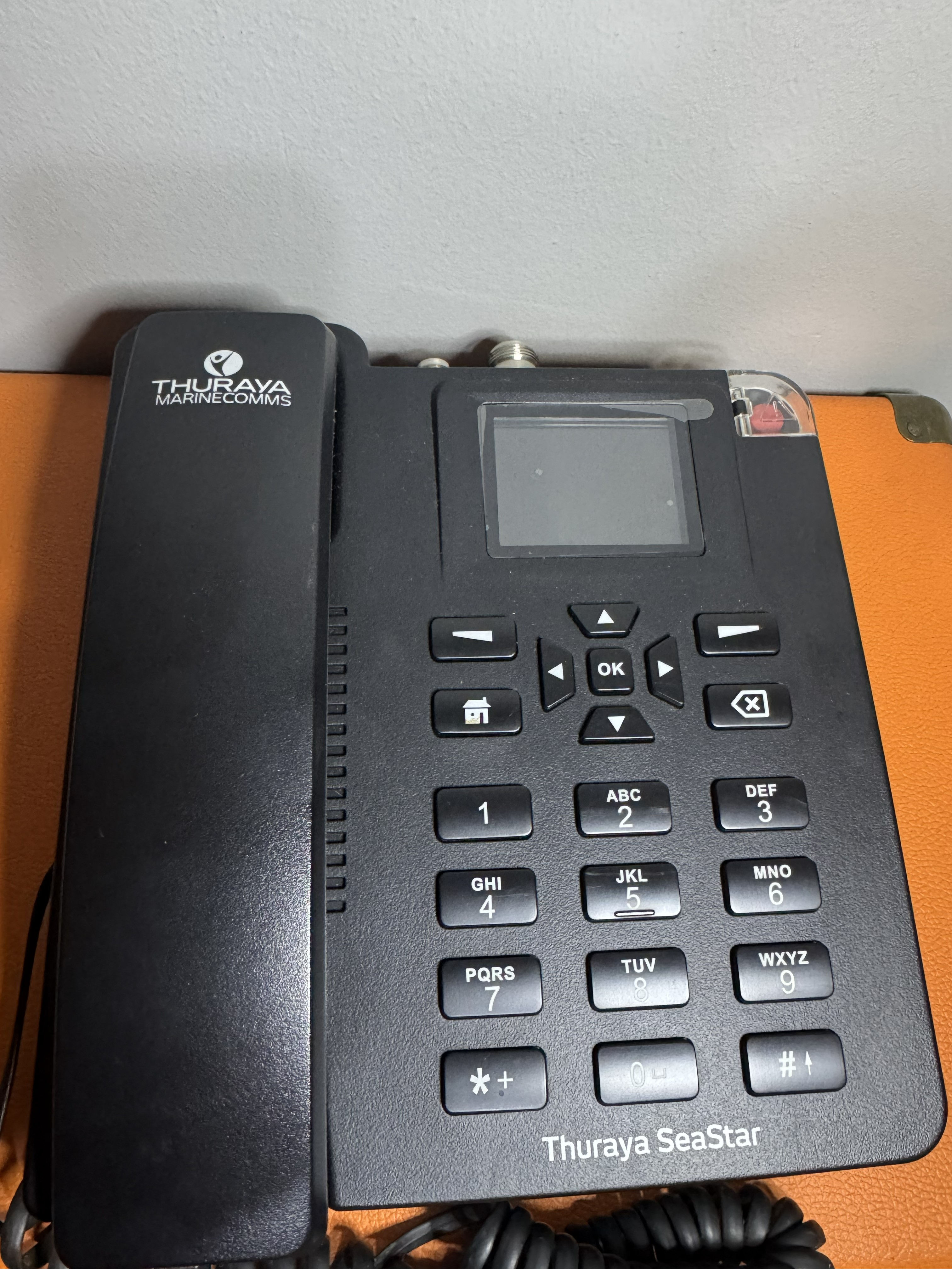 Telephone satellite THURAYA SEASTAR Sabit Uydu Telefonu