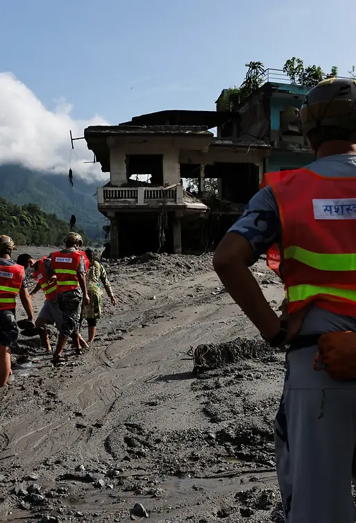 Aljazeera - Death toll from Nepal-Tibet flood surpasses 470 as barrier lake threatens.webp
