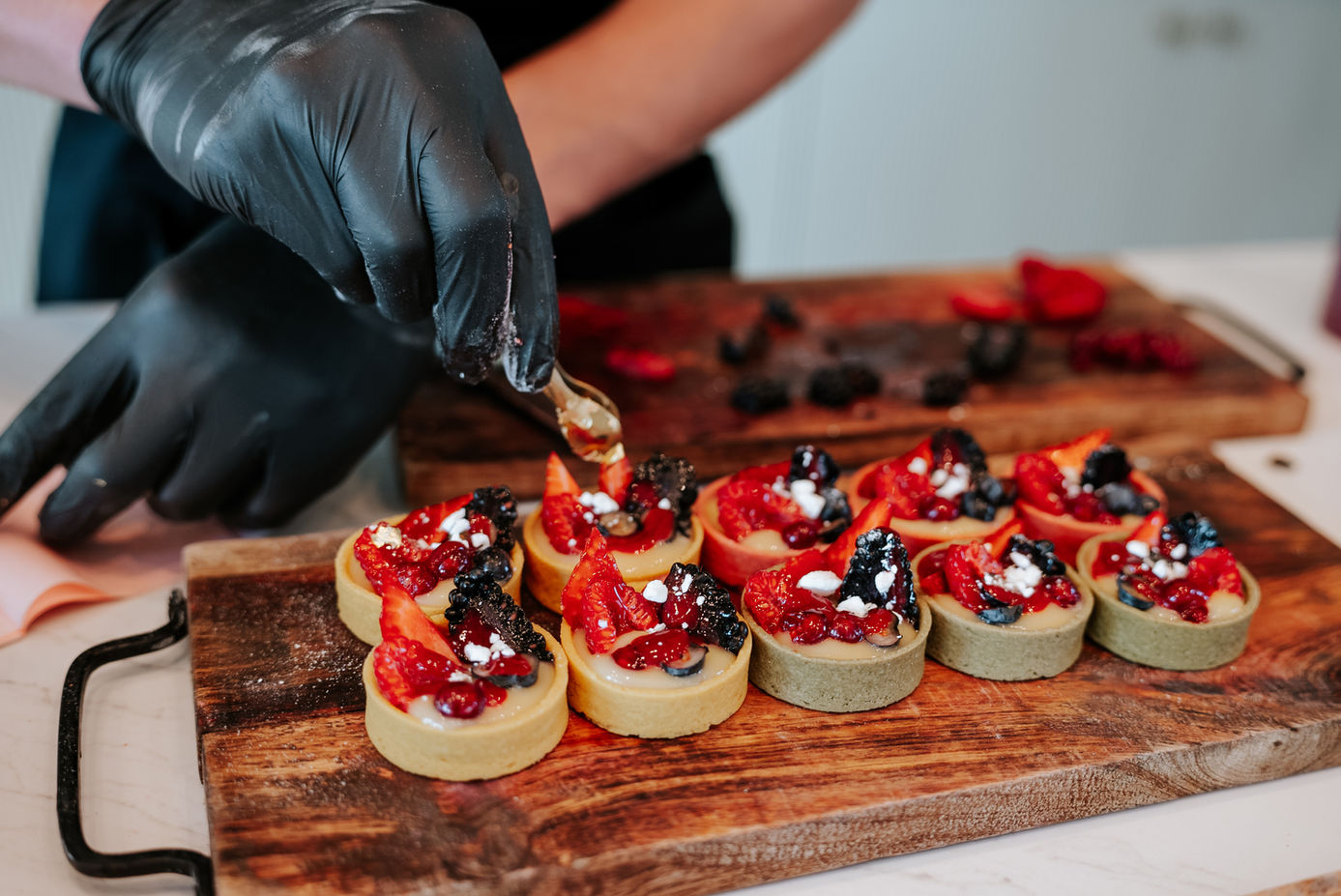 Dessert-Fingerfood mit Beeren als Catering für Events in der Location Alster