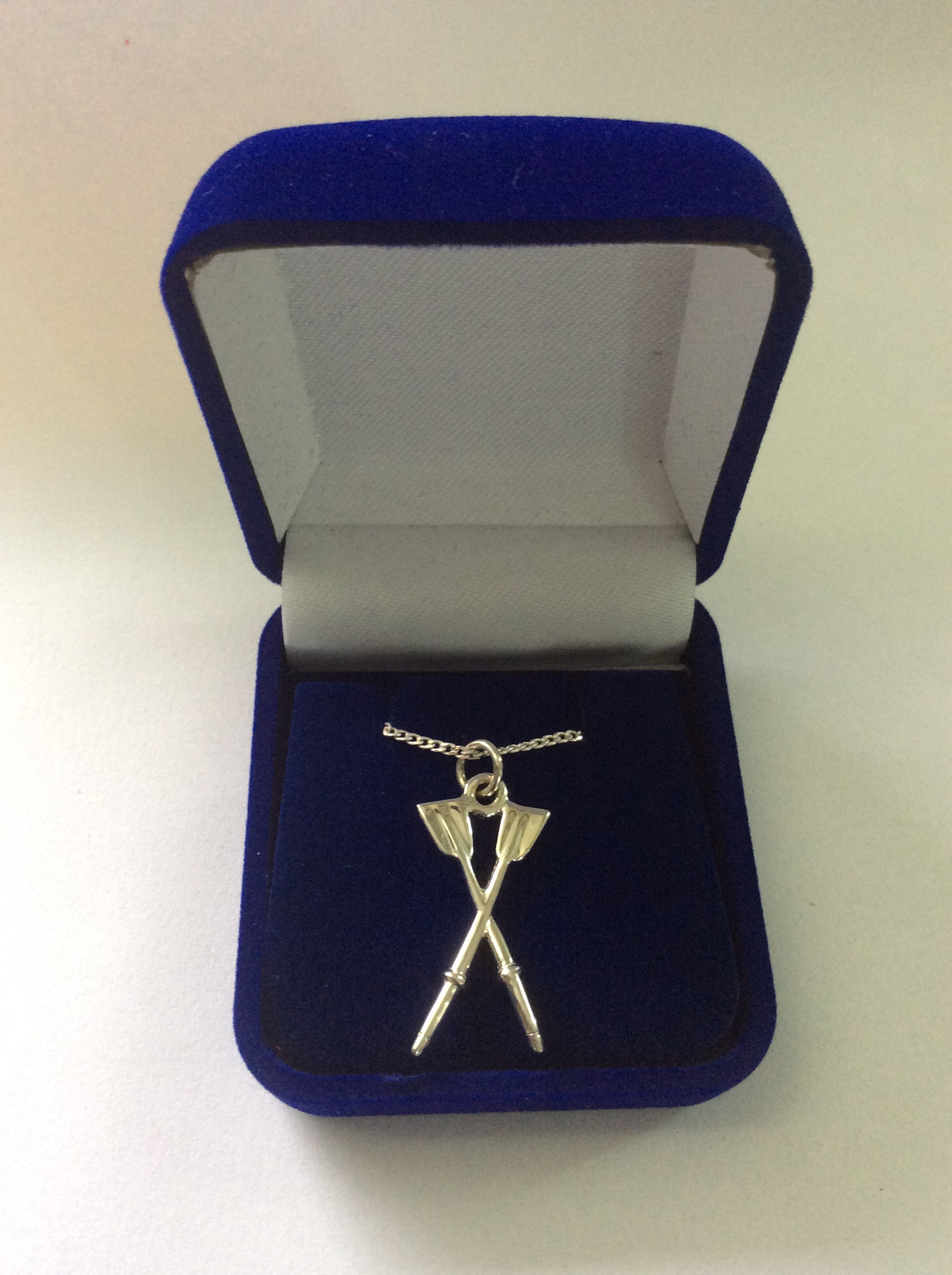 Cordão com Pingente Remos Cruzados