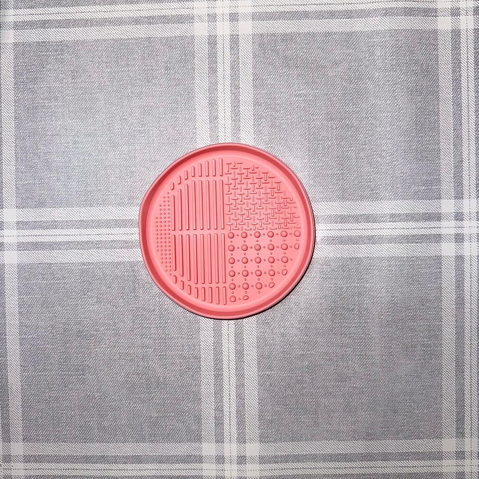 The ‘Puppy & Pocket’ Pad – Micro Lick Mat - Peach