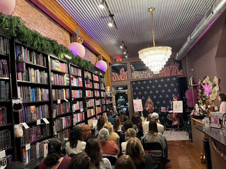 Kelsey SELLS OUT The Plot Twist book bar in Denton, TX