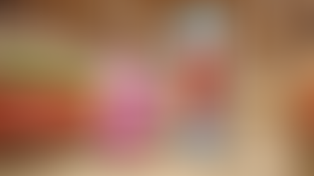 למה מרטיבים את האצבע? המדע המופלא של העור והלחות 👆