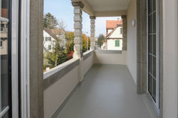 Neu Balkon