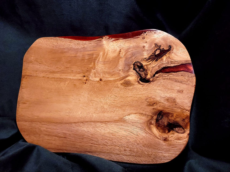 Miniaturbild: Teakholzbrett mit Epoxydharz