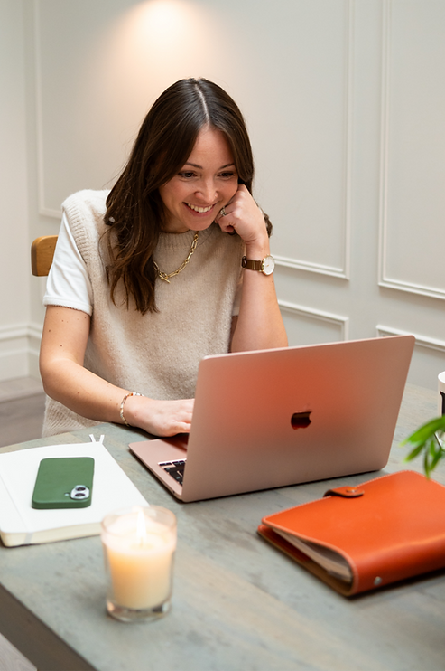 People-pleasing therapist_edited_edited.png