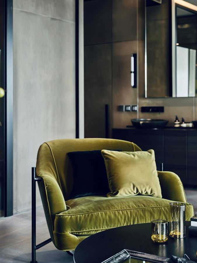 An urban luxury room designed by a leading hotel interior designer in London that's modern, sophisticated, urban, luxurious and stylish in one.
