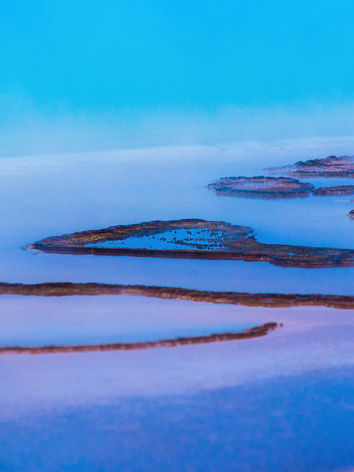 Yellowstone landscape photography colour pools
