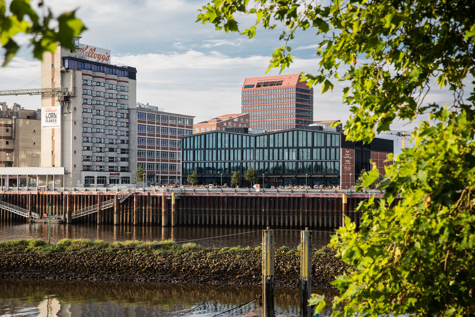 Kellogg’s Silo Hotel John & Will