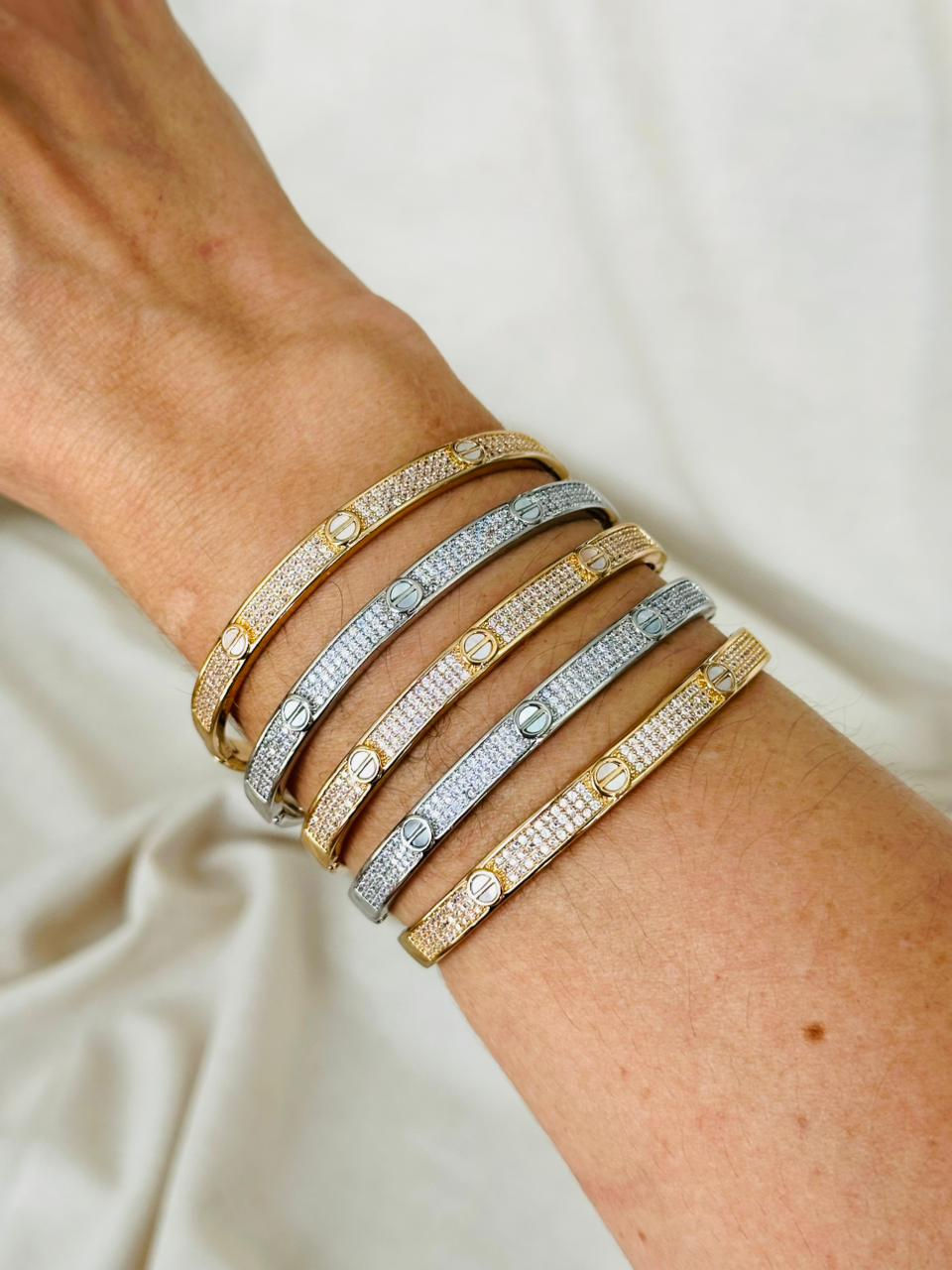 Miniatura: Bracelete em ródio cravejado