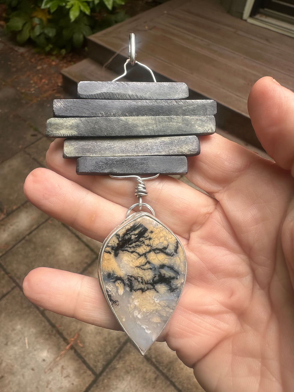 Thumbnail: Exotic Neckpiece