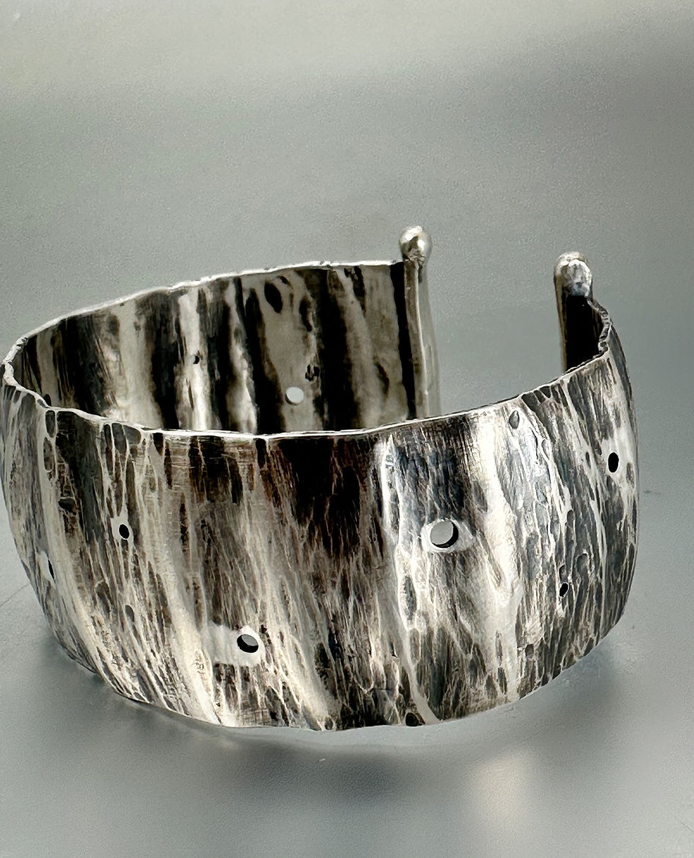 Thumbnail: Fluted Tree Bark Fine Silver heavy Cuff