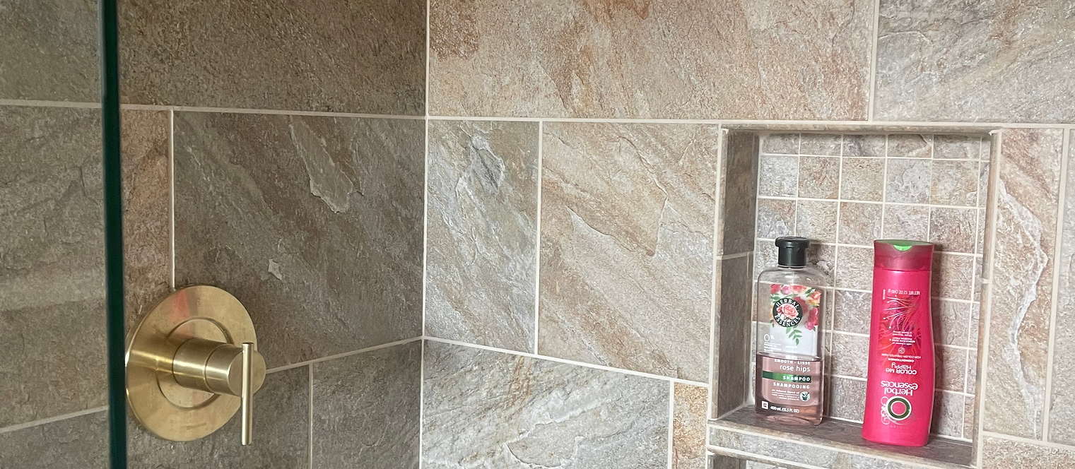 Tile walk-in shower by our company Chattanooga Tile Installer, Chattanooga Tile Company