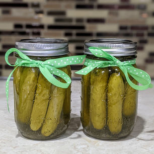 The Sunday Cookbook: Homemade Garlic Dill Pickles