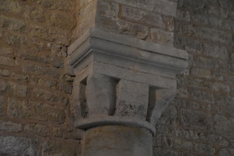 FELDBACH, Église prieurale Saint-Jacques, navata meridionale, semicapitello