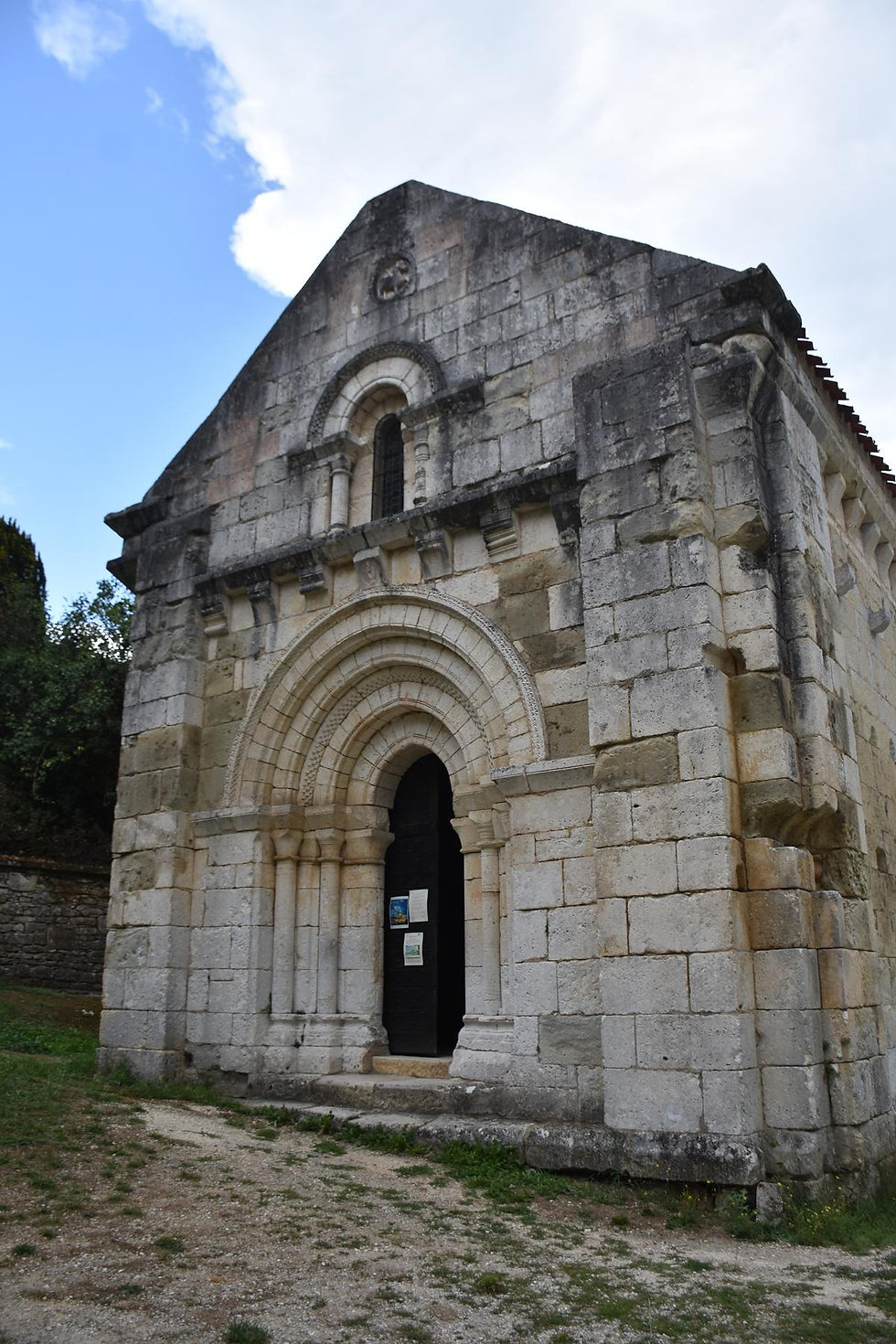 CHANCELADE, Chapelle Saint-Jean, scorcio della facciata