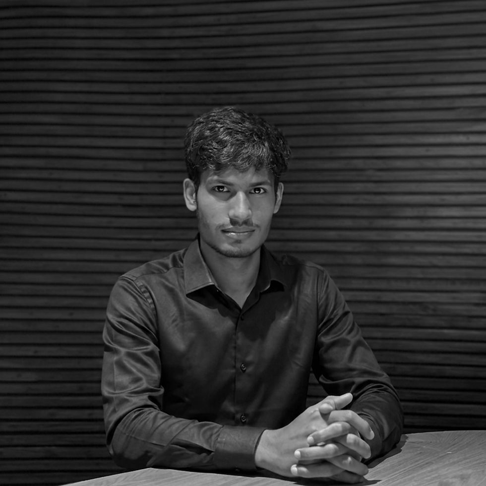 Afroz..bnw.jpg