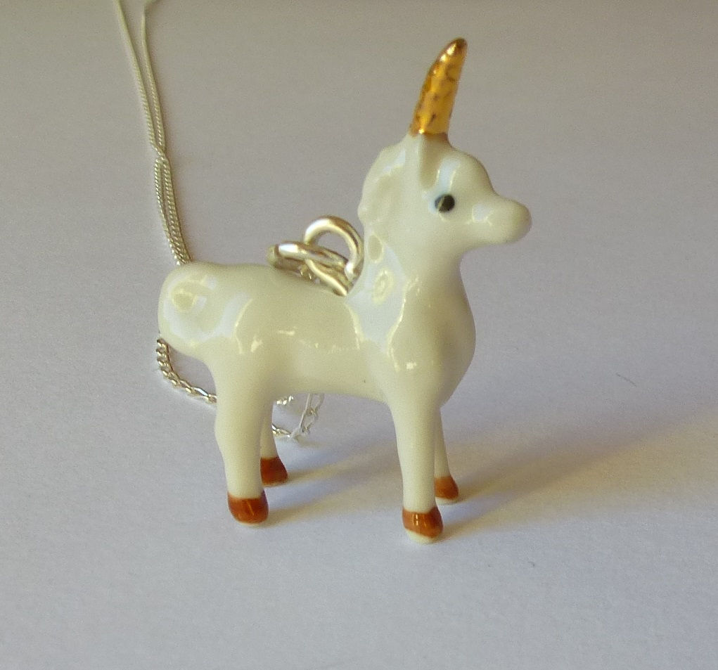 Licorne "Pendus à votre cou"