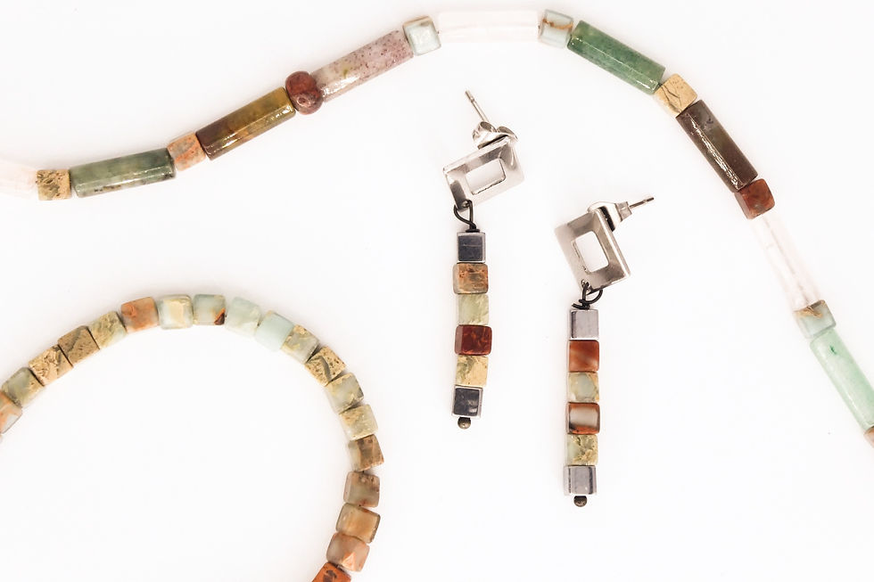 Miniature : Collier tubes pierres fines