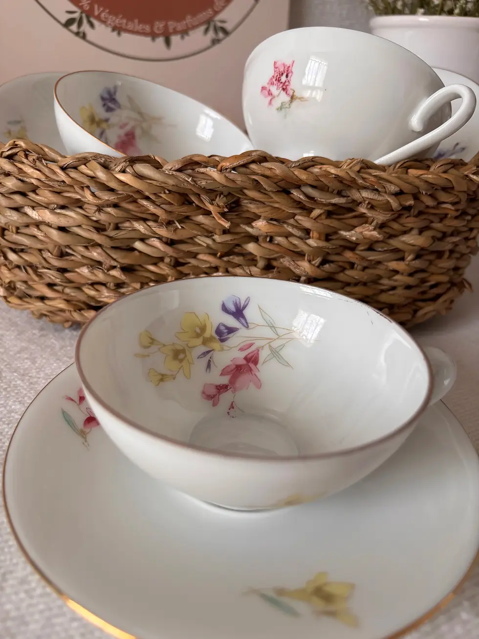 Miniature : Trio tasses à café en porcelaine véritable vintage